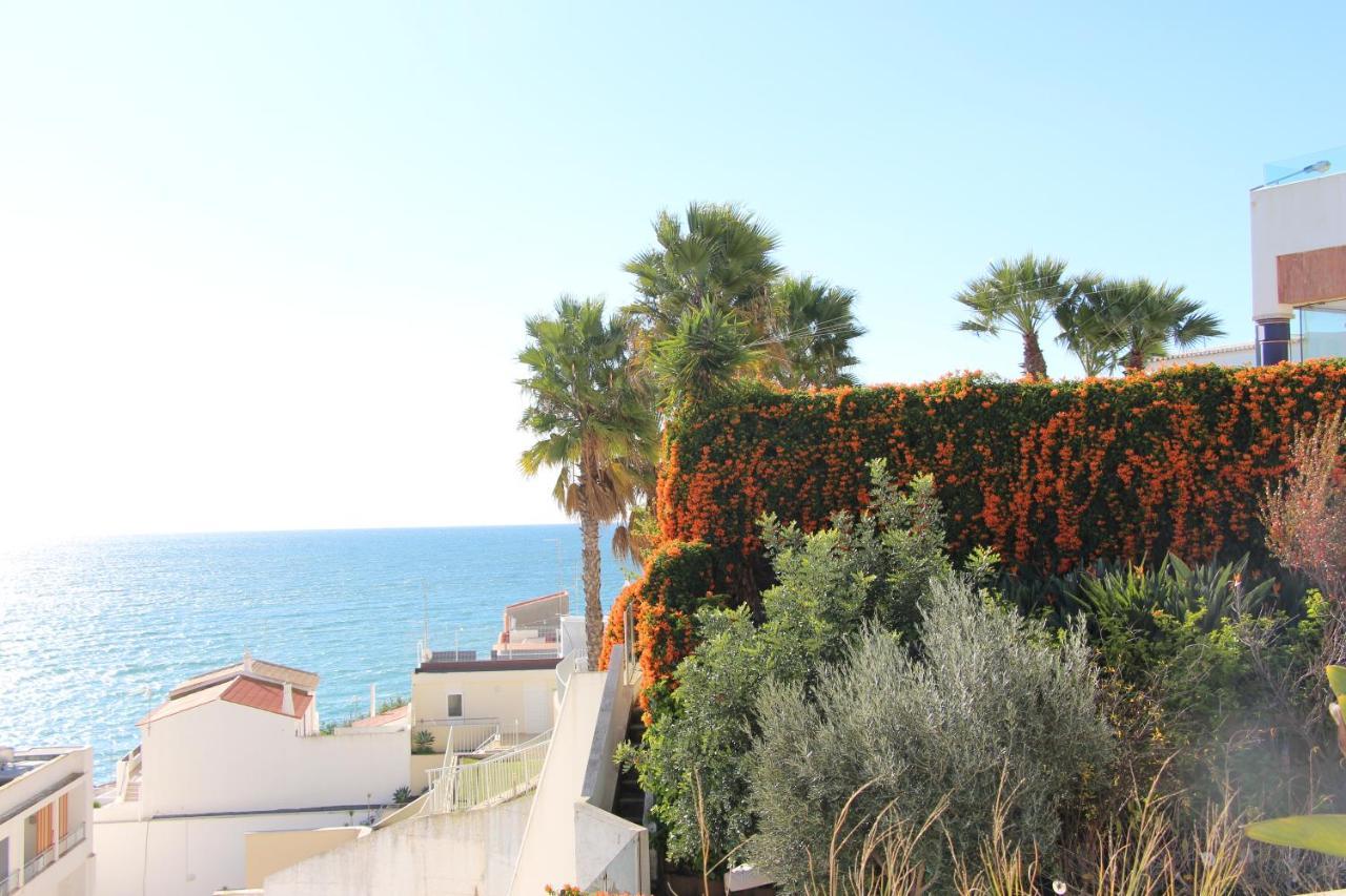 Logement entier piscine et mer 1 chambre Appartement Olhos de Agua  Buitenkant foto